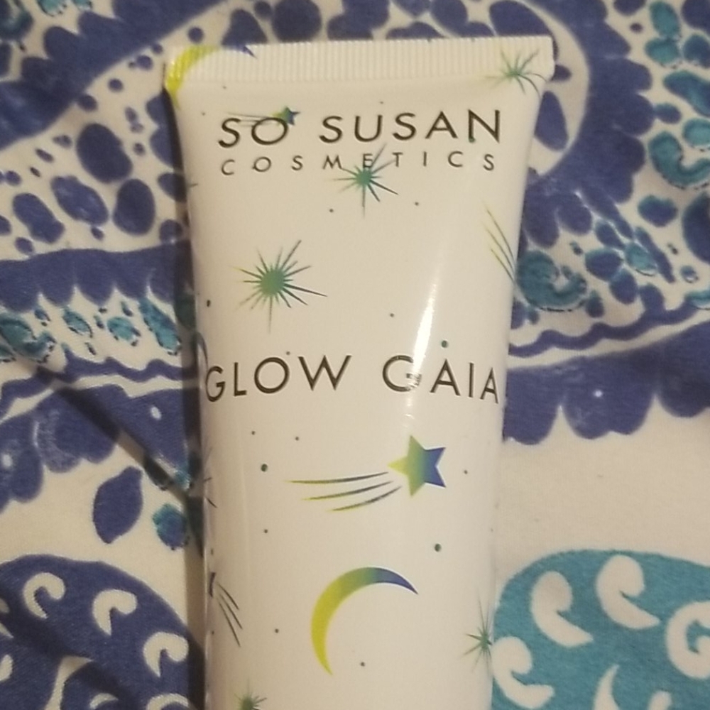 So Susan Glow Gaia neck firming glow cream